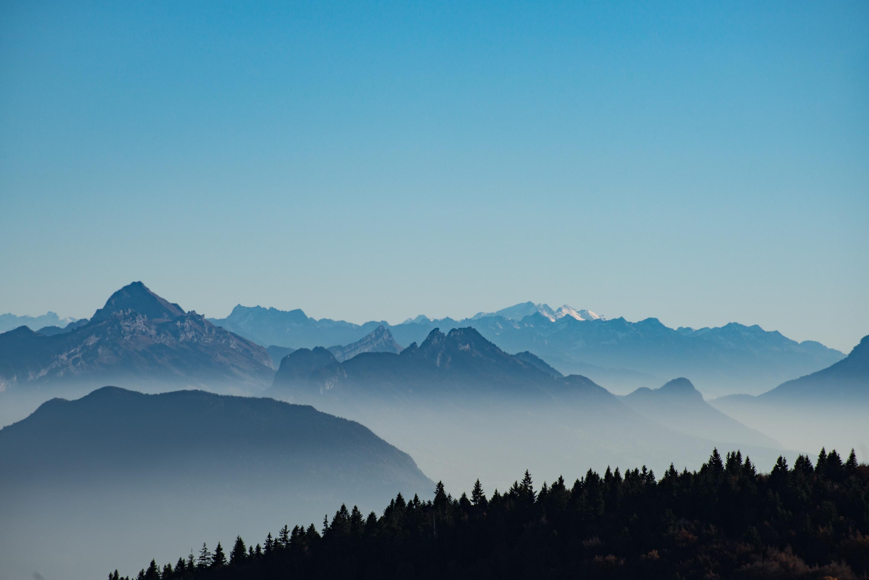 Hero image with mountains